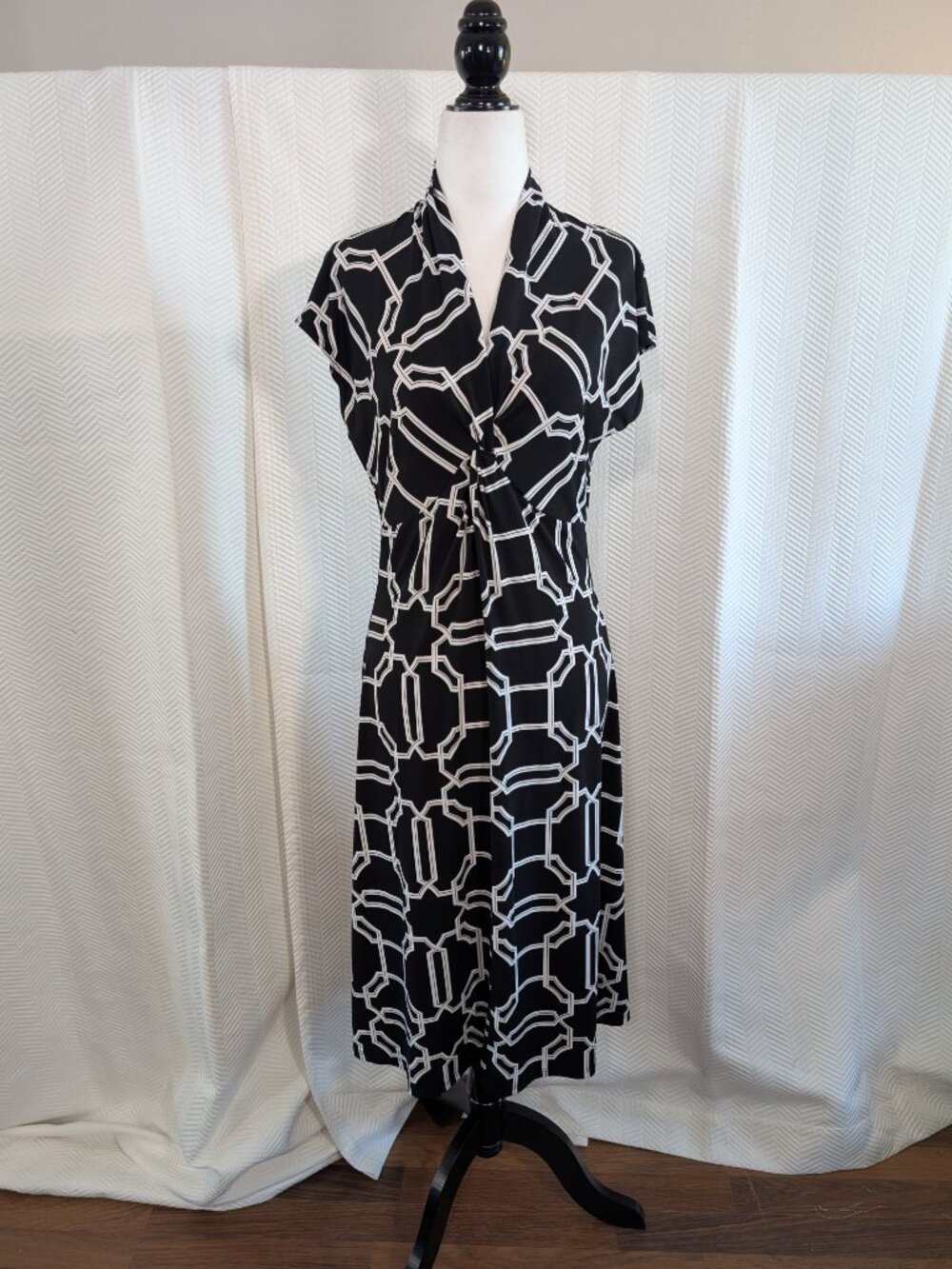 Black & White Jersey Midi Dress Vintage Y2K Minimalist Small to Medium Retro